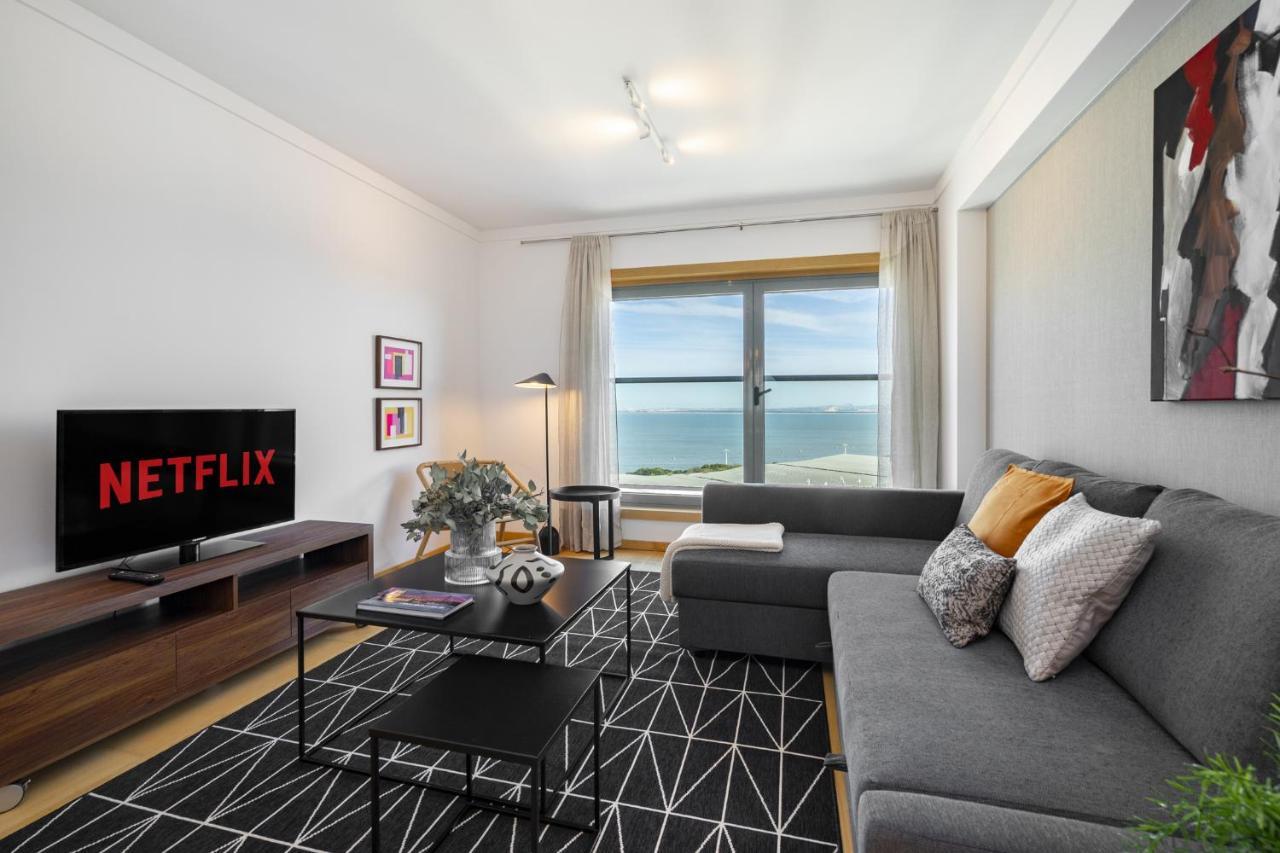 Whome Panoramic View With Elevator, Ac, Garage Perfect For Families & Business Travellers Lisboa Kültér fotó